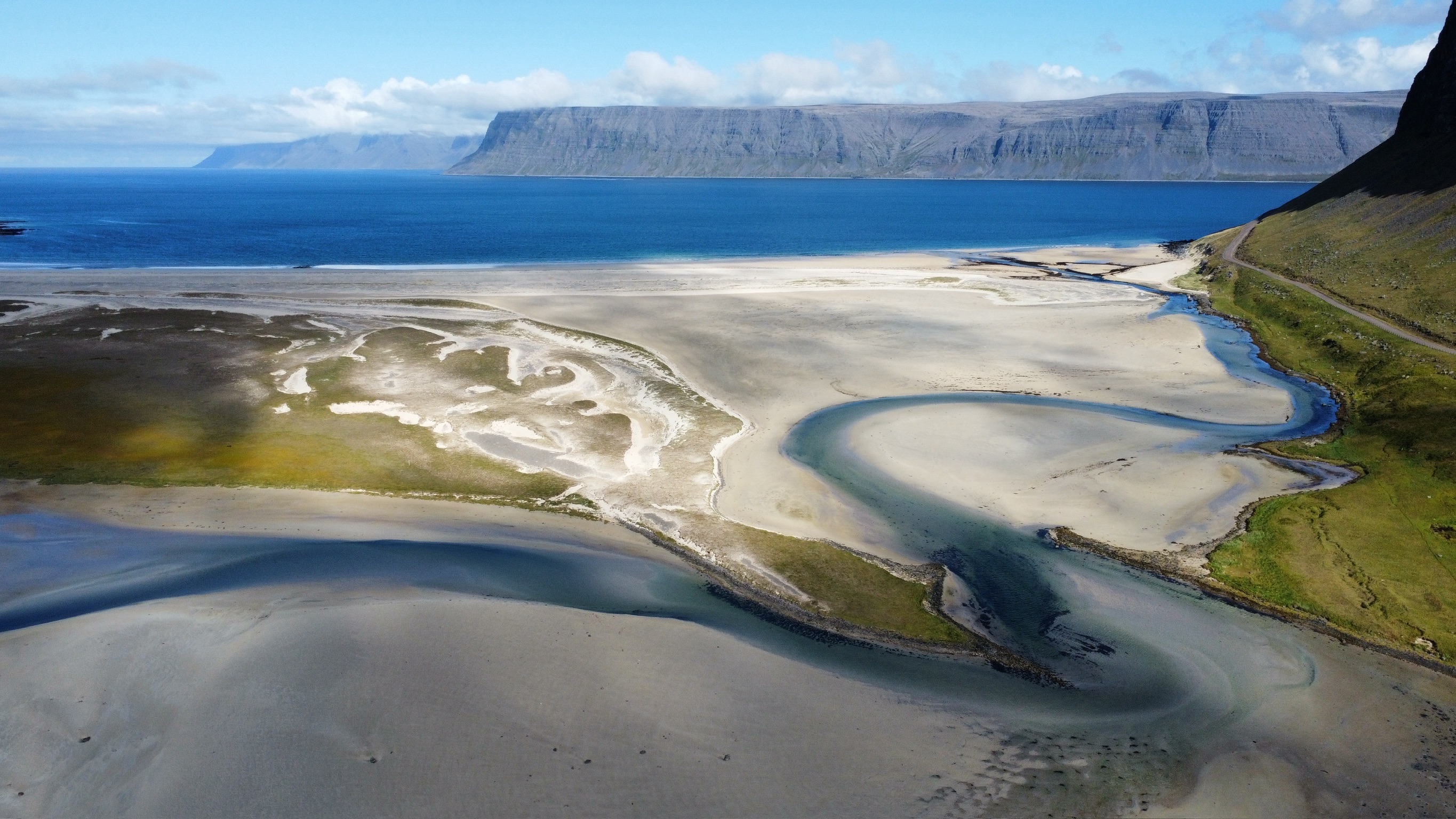 wunderschöne, namenlose Strände... (Westfjorde)